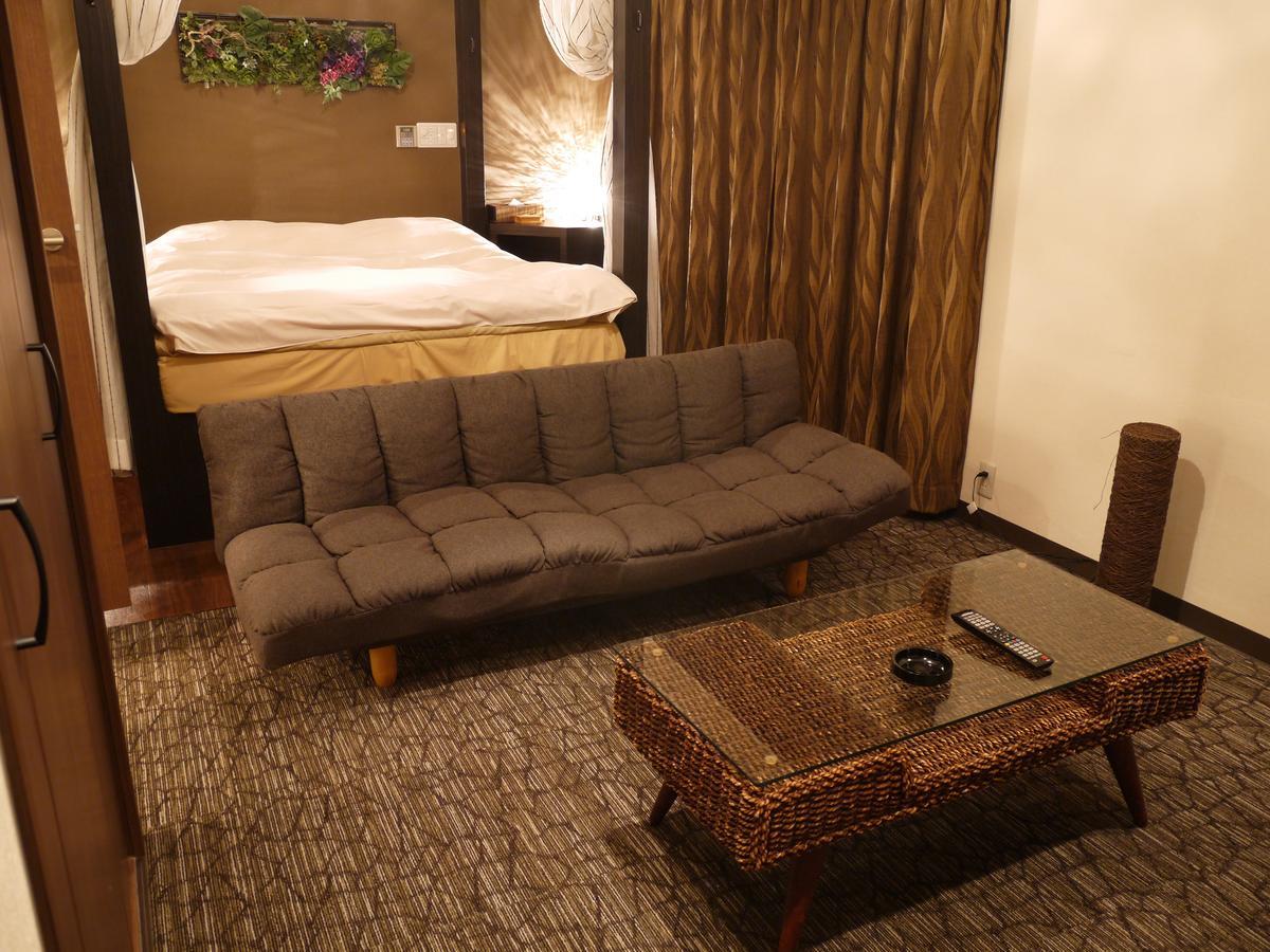 Hotel Hills Oszaka Kültér fotó